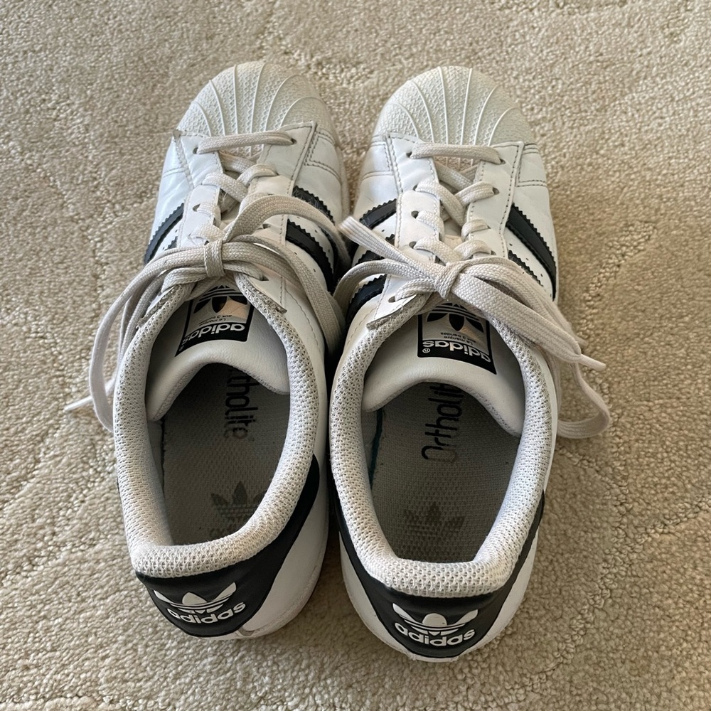 Adidas Superstar Shoes -Women’s size 6